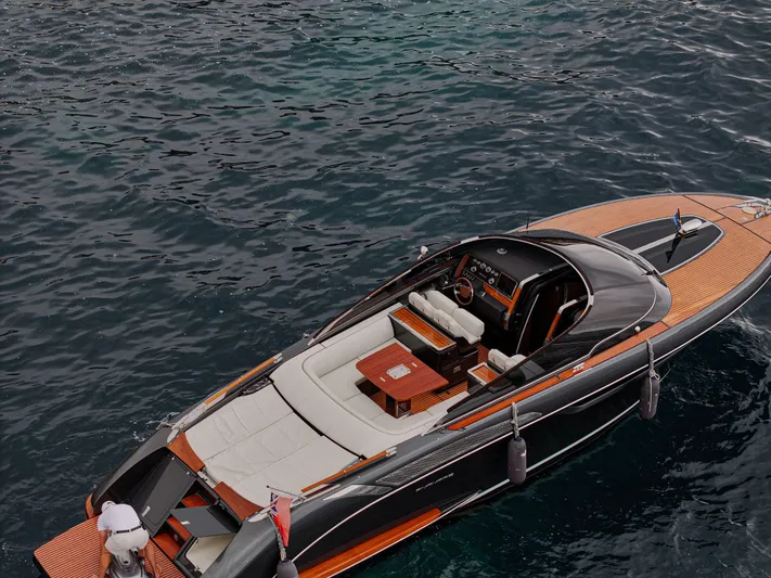 Amare Yacht Photos Pics 