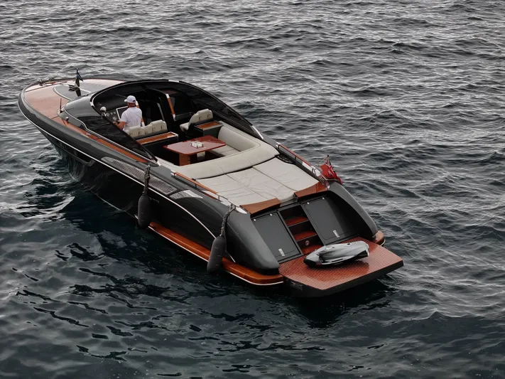 Amare Yacht Photos Pics 