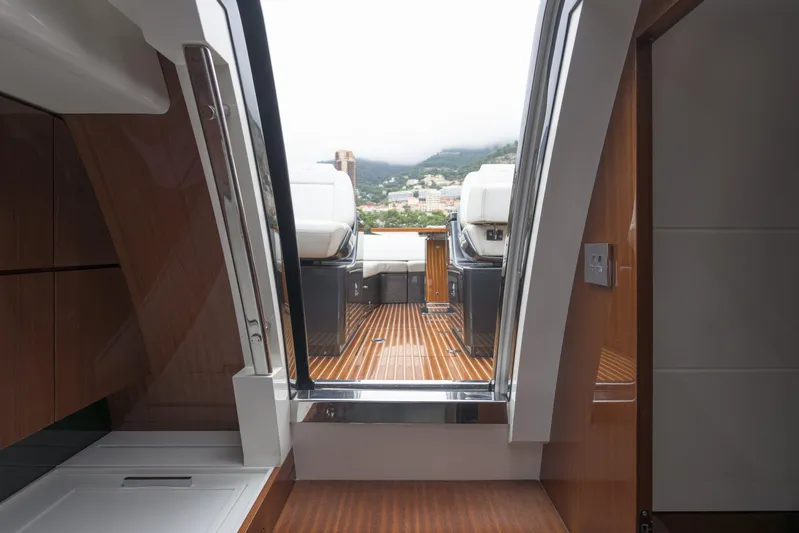 Amare Yacht Photos Pics 