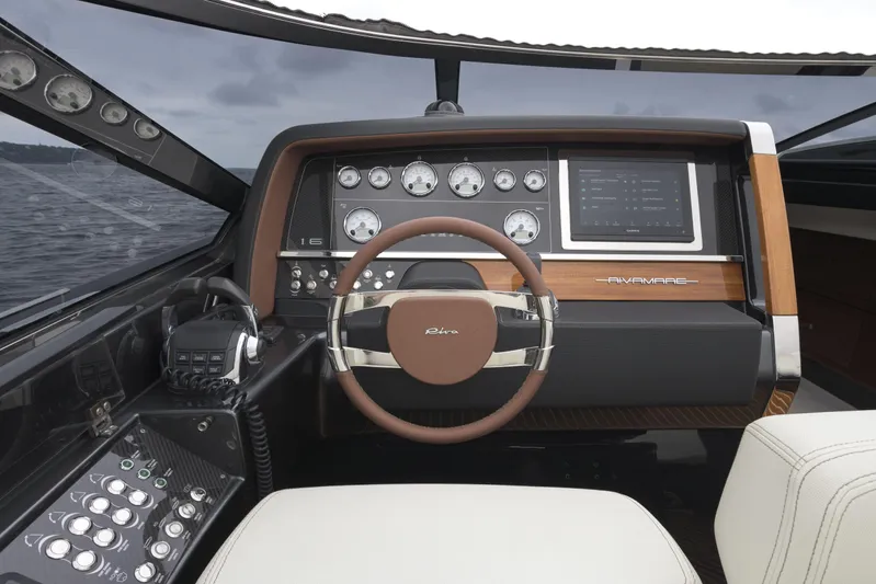 Amare Yacht Photos Pics 