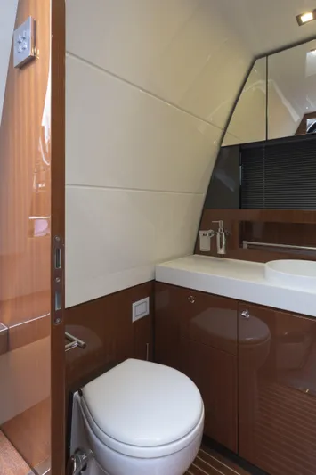 Amare Yacht Photos Pics 