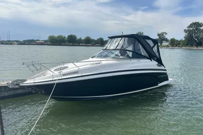 Regal 28 Express