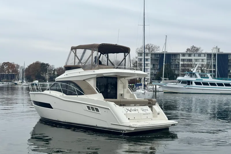 Melody Rose Yacht Photos Pics 2016 Carver C34 Command Bridge Port Quarter