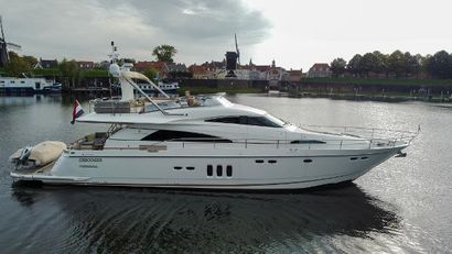 2009 72' 9'' Fairline-Squadron 70 heusden, NL