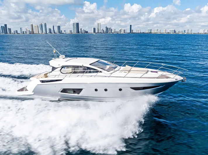 Manik Yacht Photos Pics 