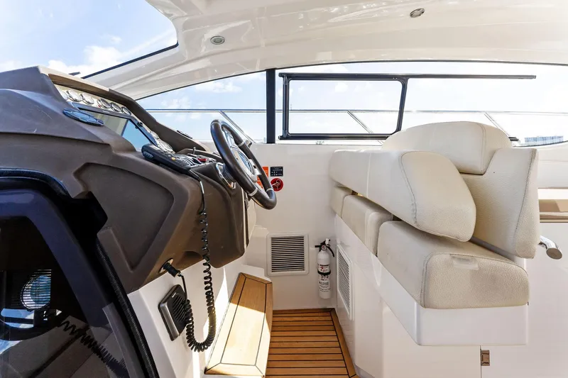 Manik Yacht Photos Pics 