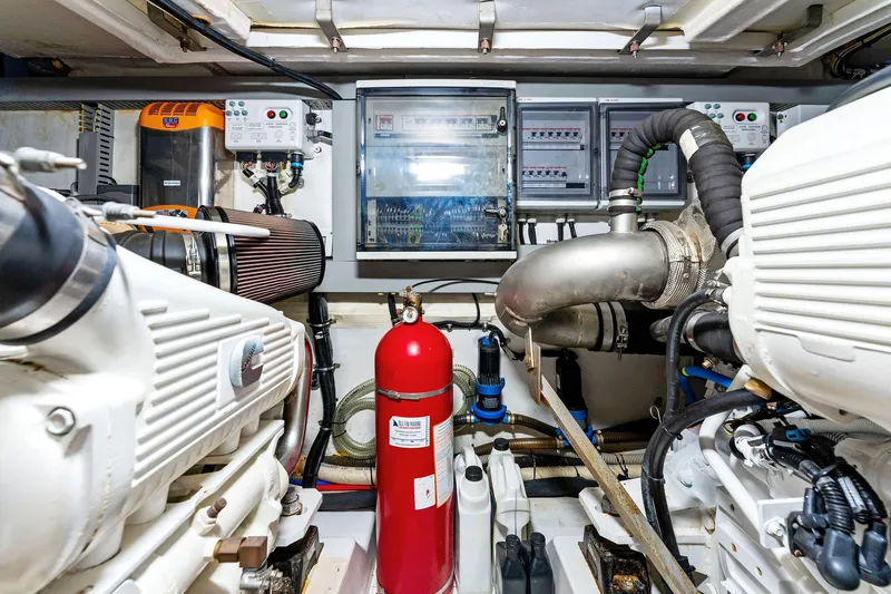 Manik Yacht Photos Pics 