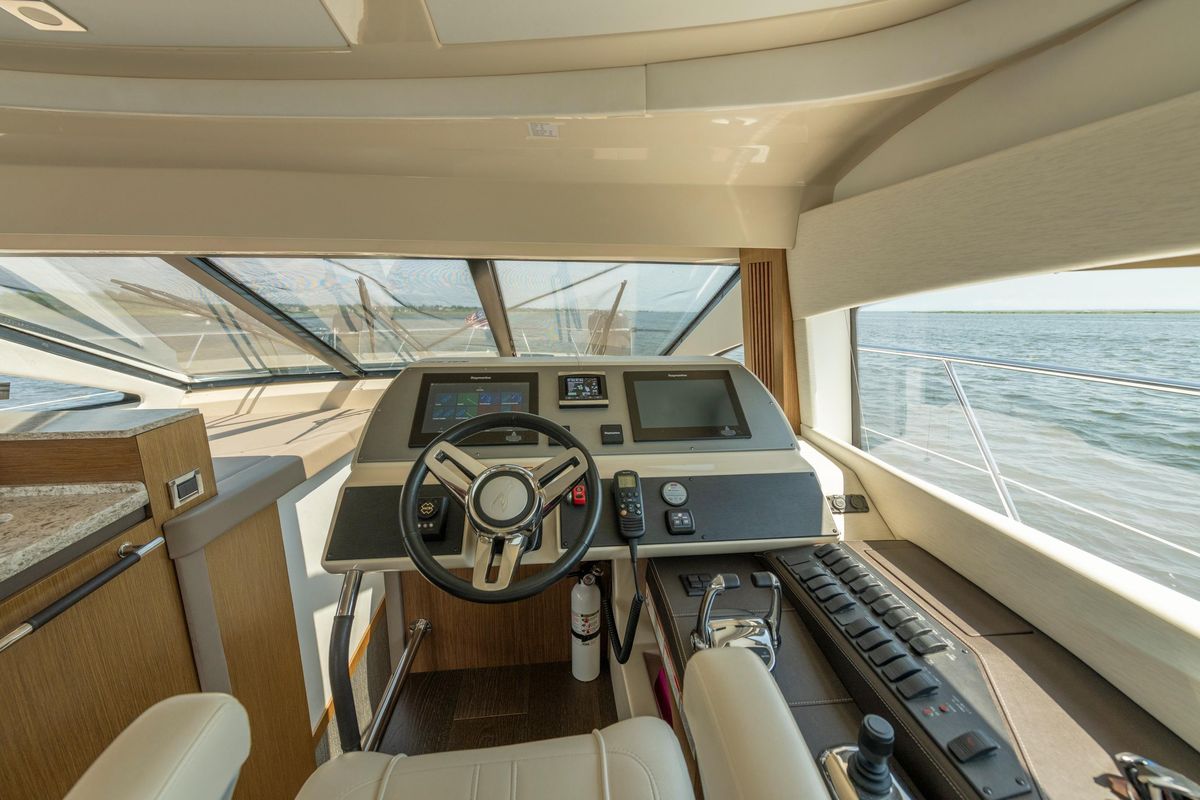2017 Sea Ray 50 