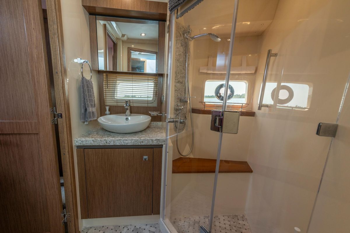2017 Sea Ray 50 