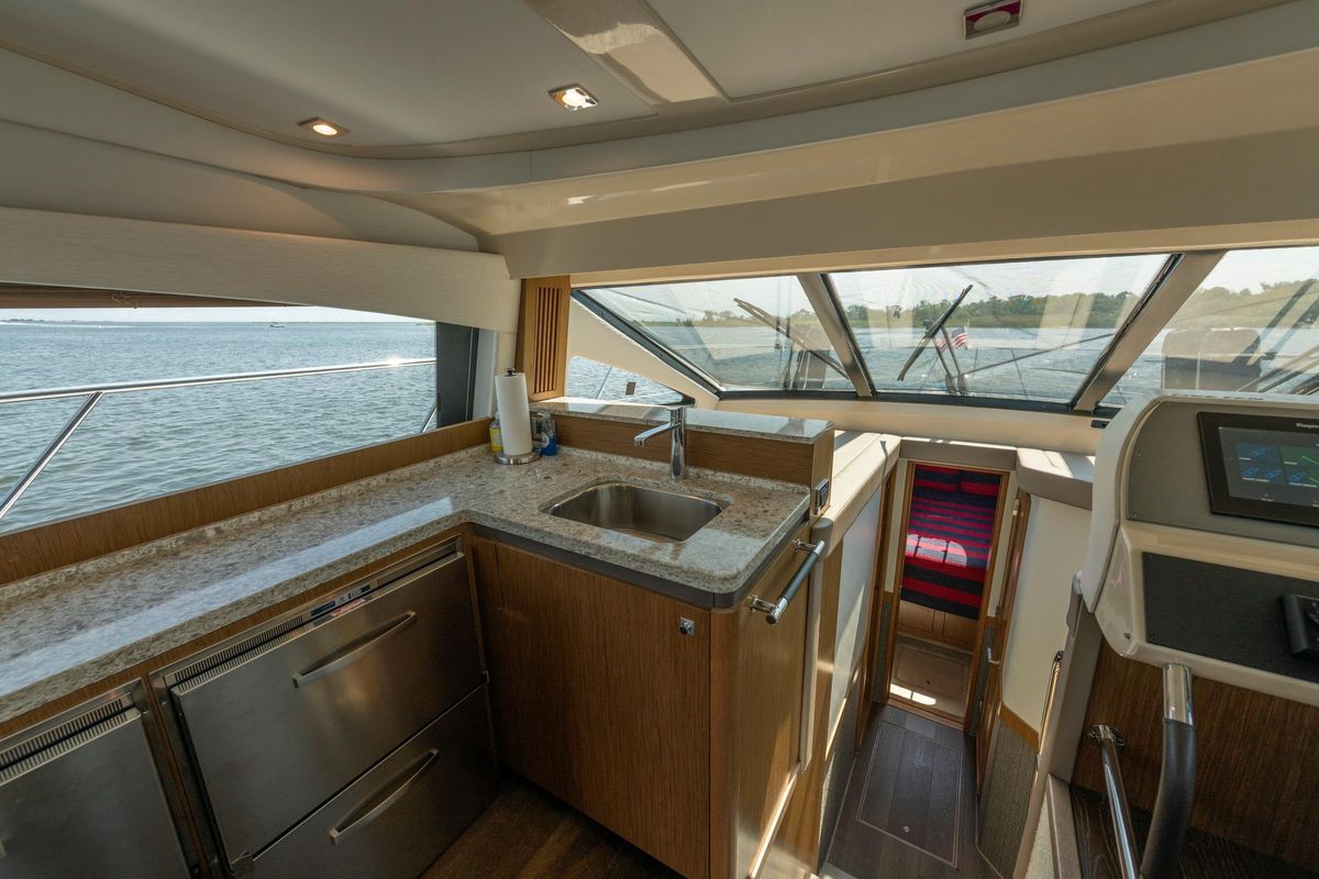 2017 Sea Ray 50 