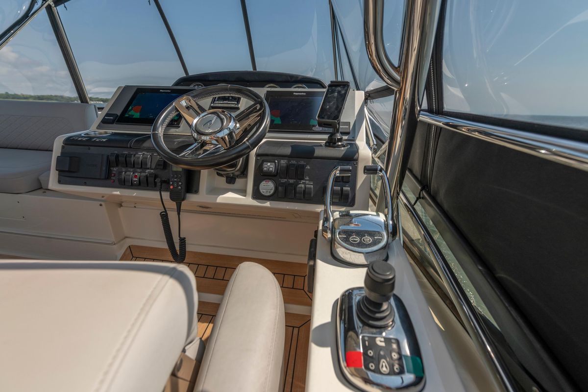 2017 Sea Ray 50 