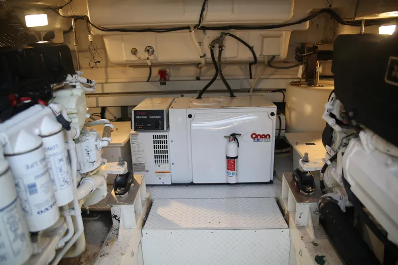 Cheers Again Yacht Photos Pics 