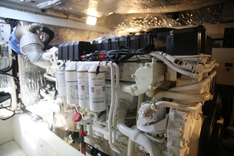 Cheers Again Yacht Photos Pics 