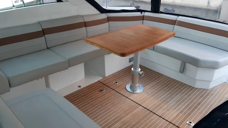 805 Yacht Photos Pics 