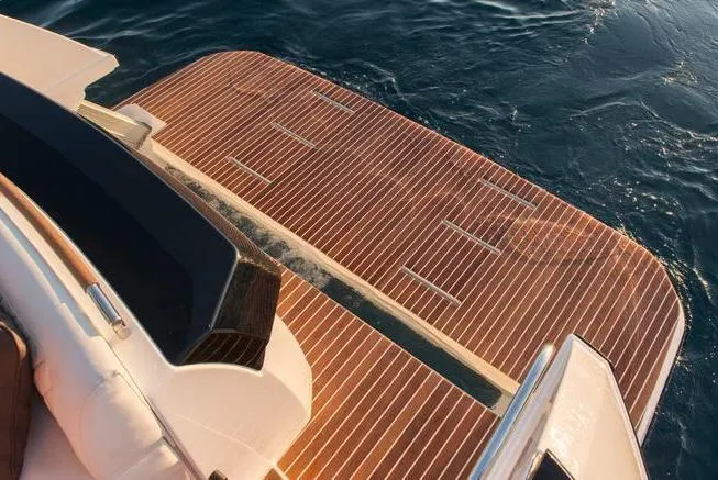 805 Yacht Photos Pics 