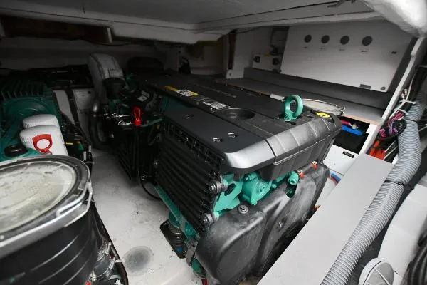 805 Yacht Photos Pics 