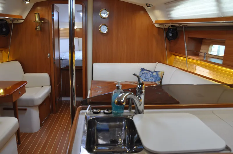 Starry Night Yacht Photos Pics 