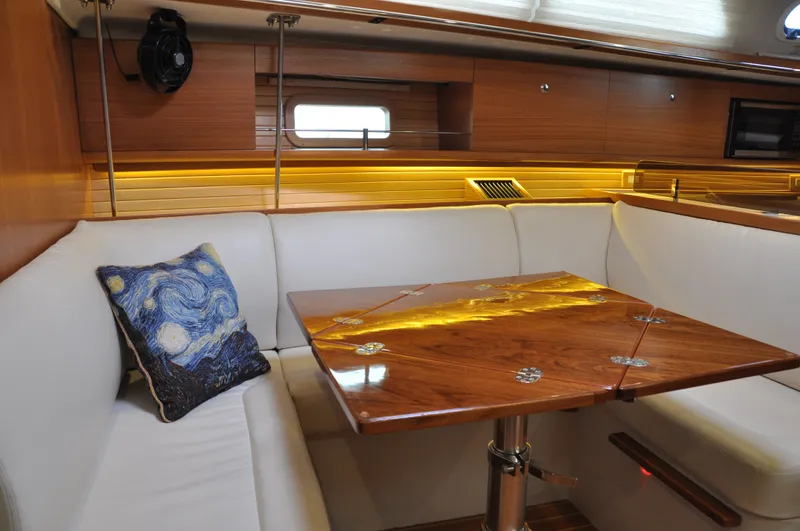 Starry Night Yacht Photos Pics 
