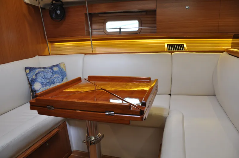 Starry Night Yacht Photos Pics 