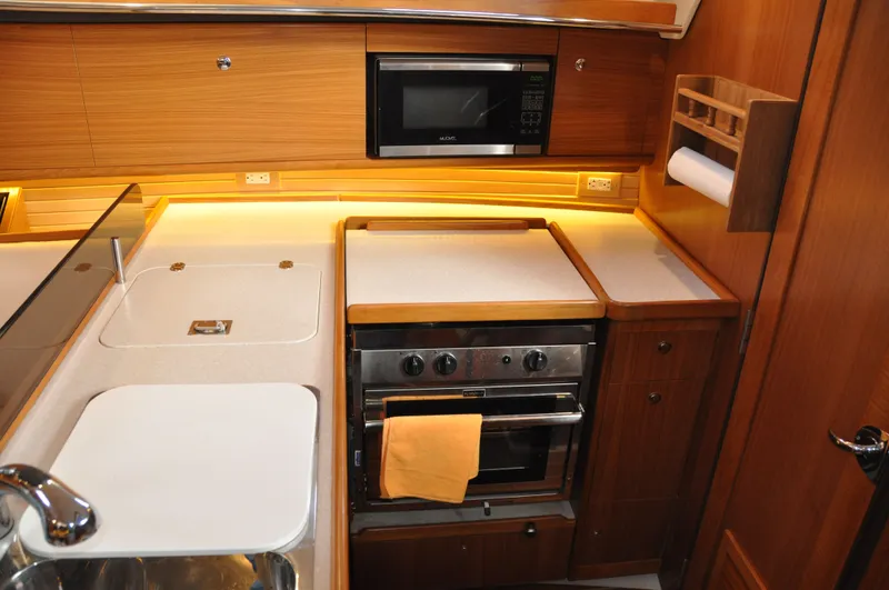 Starry Night Yacht Photos Pics 