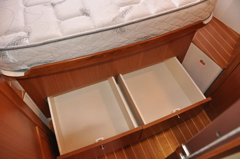 Starry Night Yacht Photos Pics 