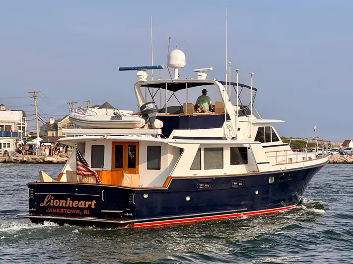 Lionheart Yacht Photos Pics 