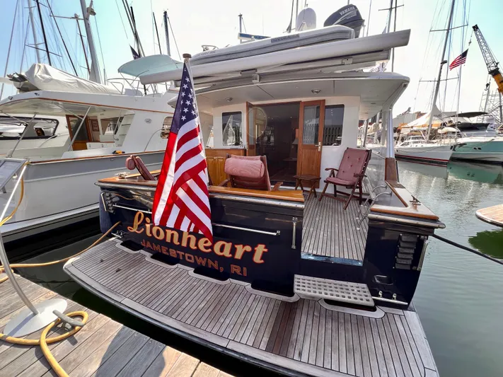 Lionheart Yacht Photos Pics 