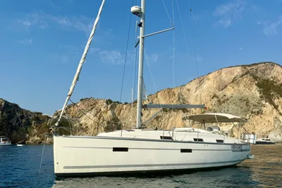 2011 Bavaria 36 Cruiser