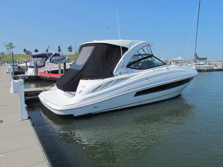 Simply Eriesistible Yacht Photos Pics 