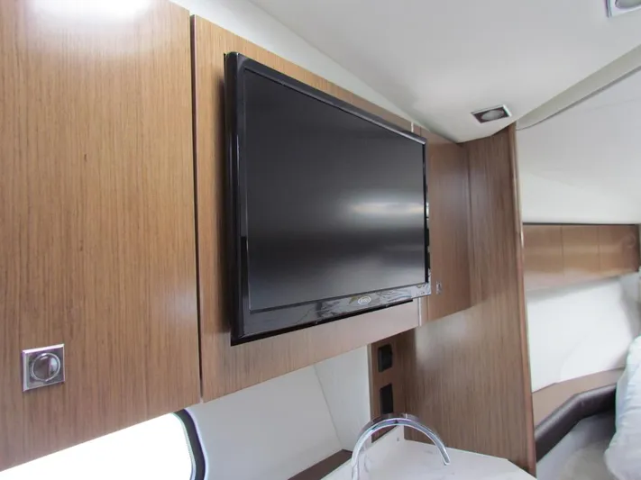 Simply Eriesistible Yacht Photos Pics 