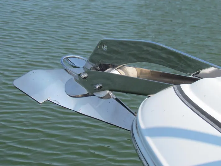 Simply Eriesistible Yacht Photos Pics 