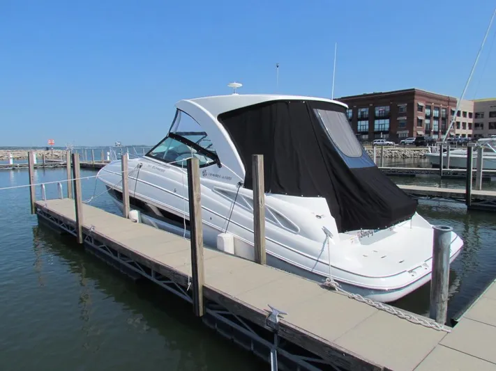 Simply Eriesistible Yacht Photos Pics 