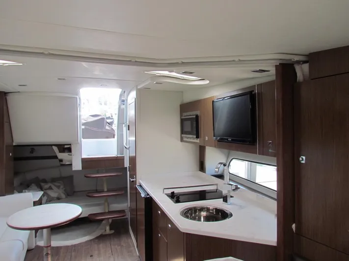 Simply Eriesistible Yacht Photos Pics 