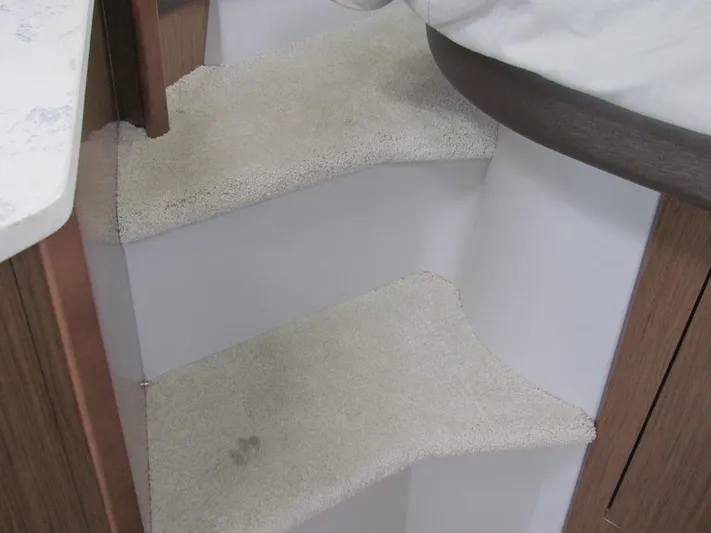 Simply Eriesistible Yacht Photos Pics 