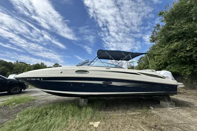 Sea Ray 260 Sundeck