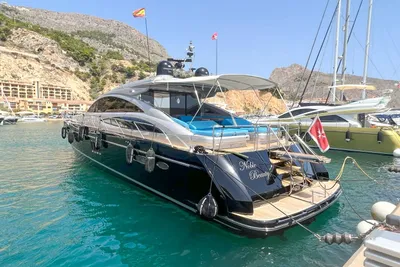 2006 Princess V70