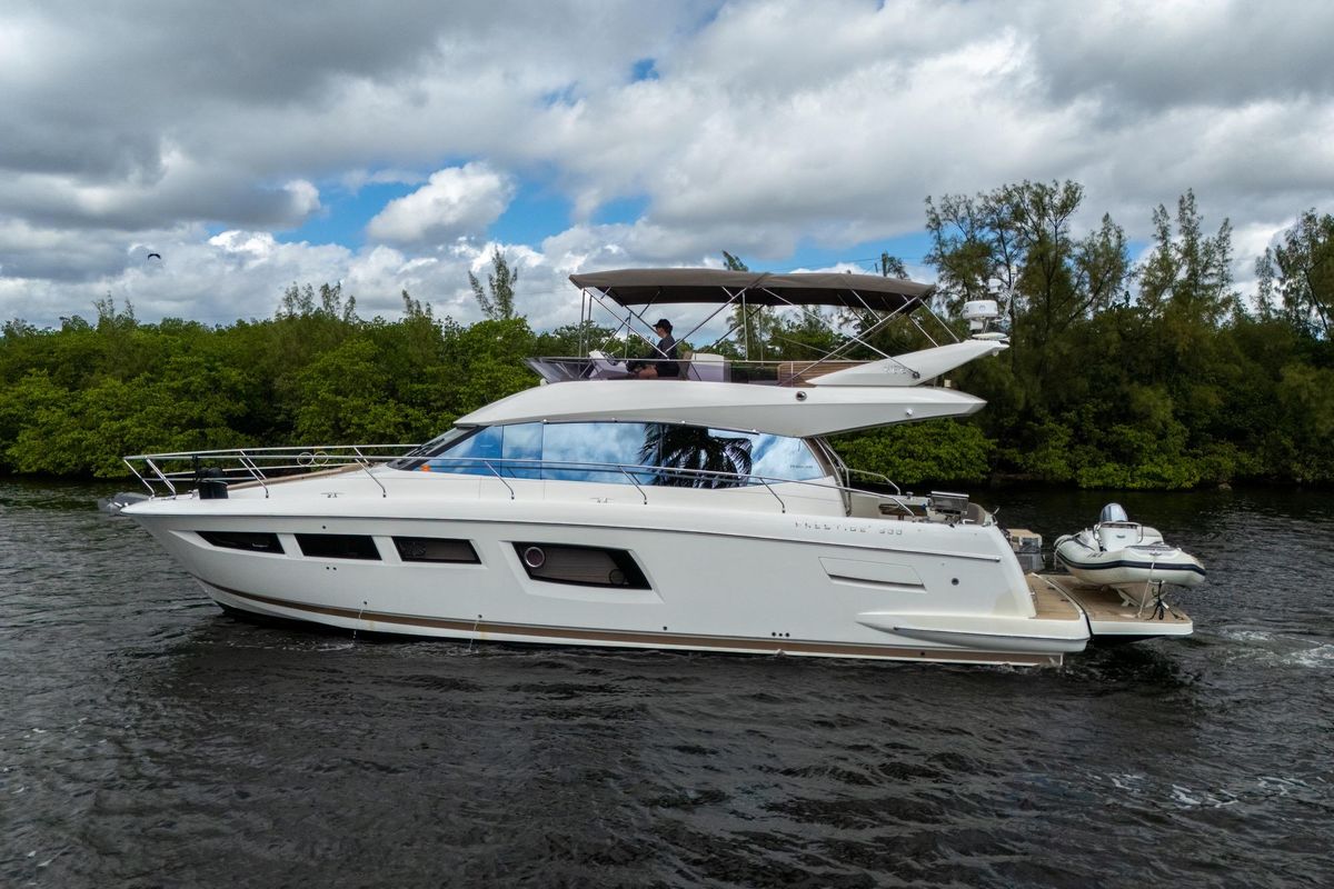 2012 Prestige 50 