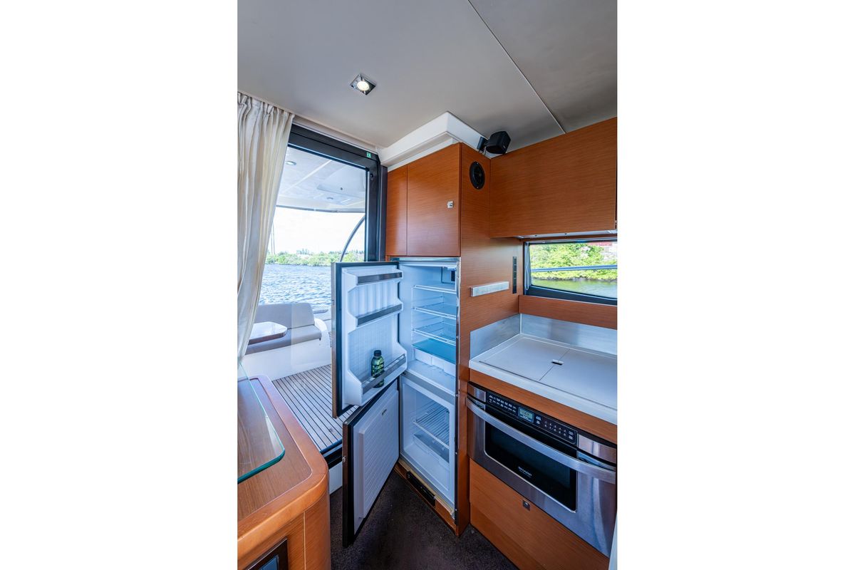 2012 Prestige 50 