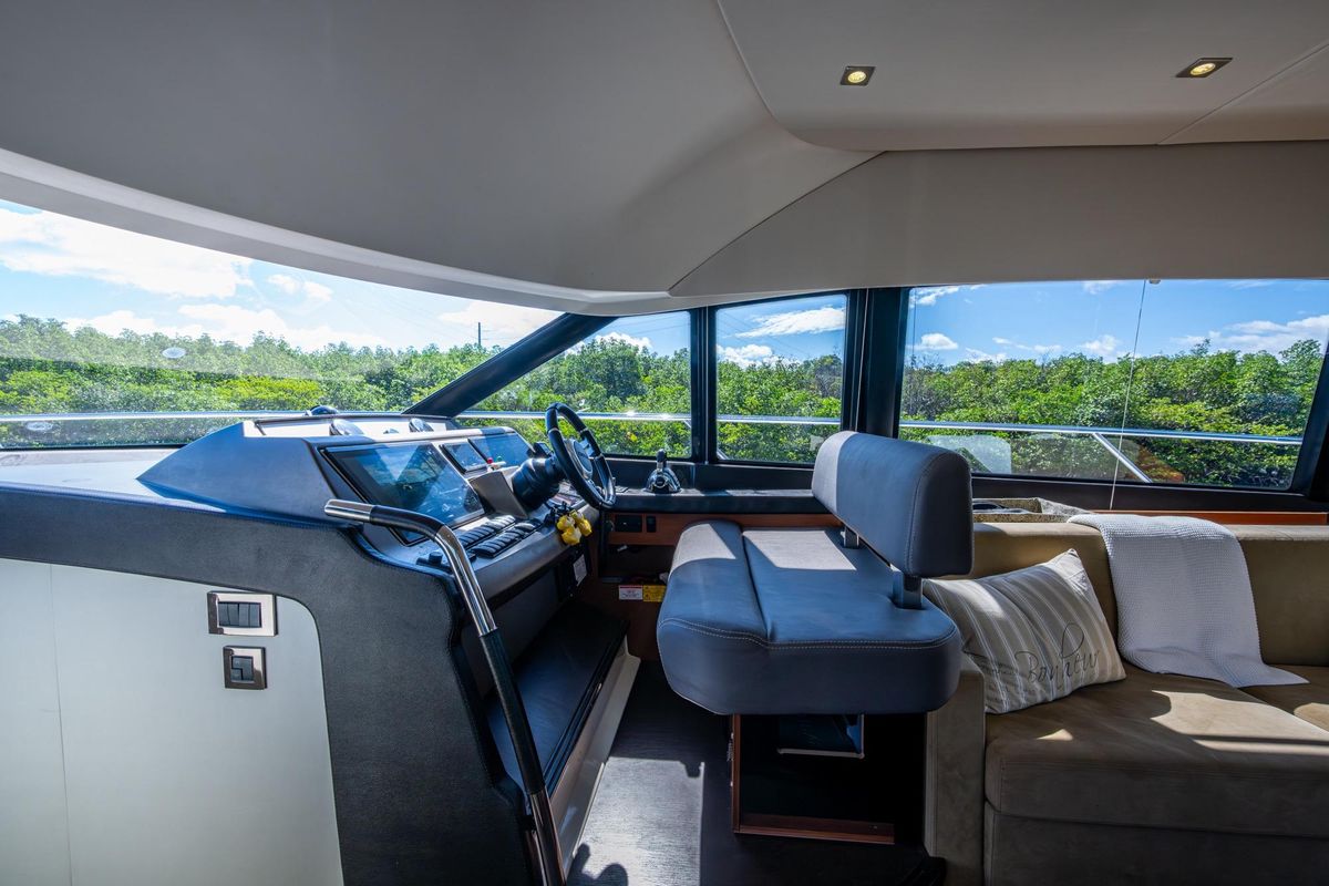 2012 Prestige 50 