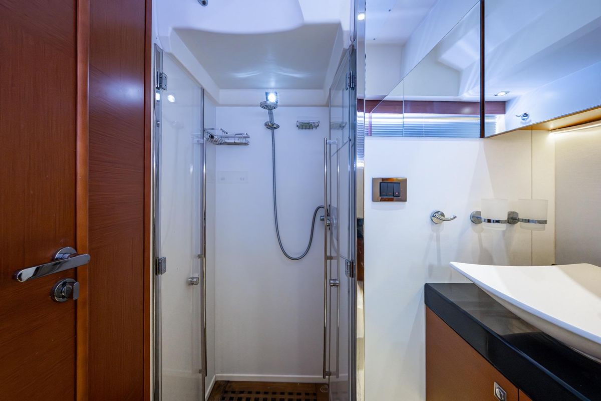 2012 Prestige 50 