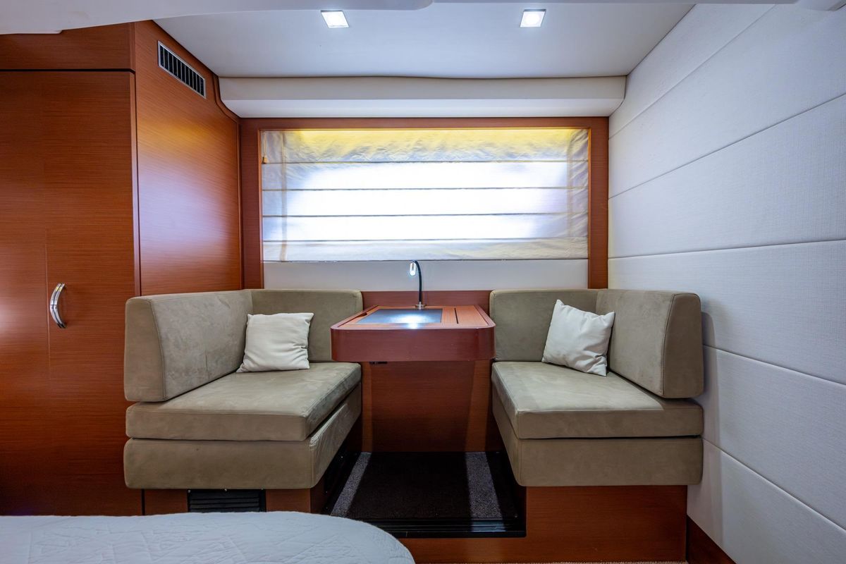 2012 Prestige 50 