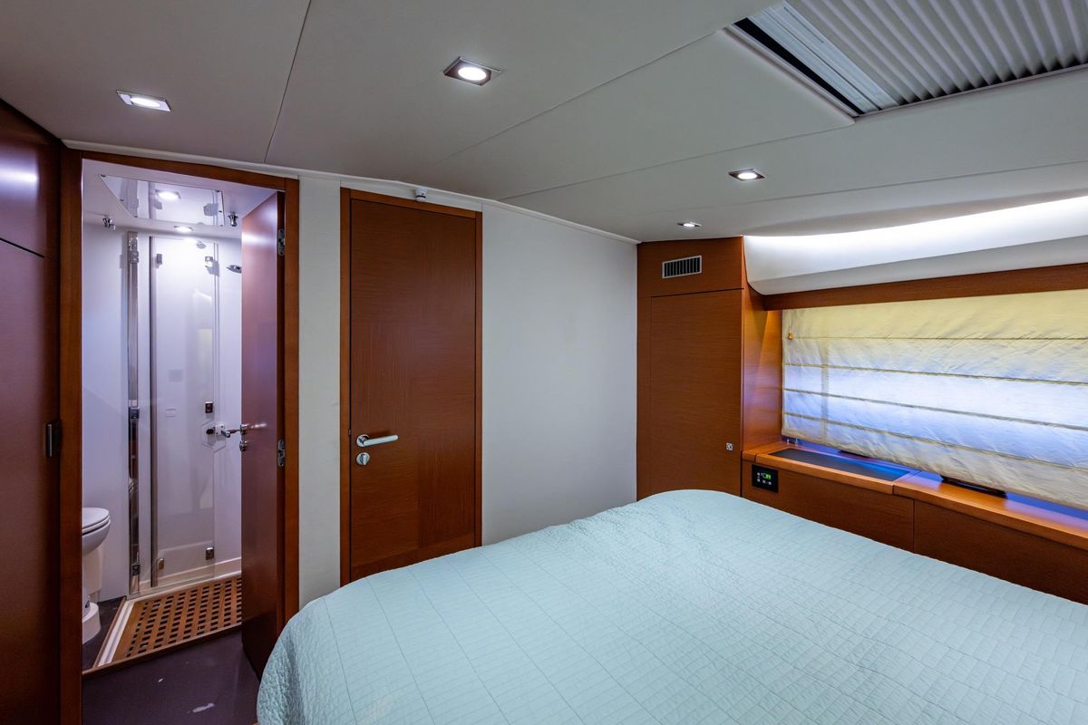 2012 Prestige 50 