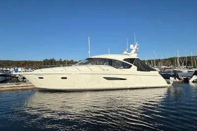 Tiara Yachts 5800 Sovran