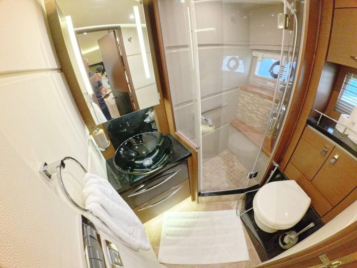 2016 Sea Ray 65 
