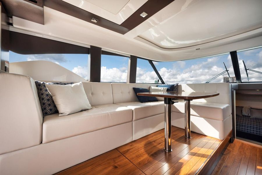 2017 Tiara Yachts 44 Coupe