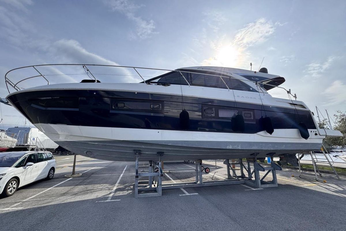2017 Jeanneau 46 