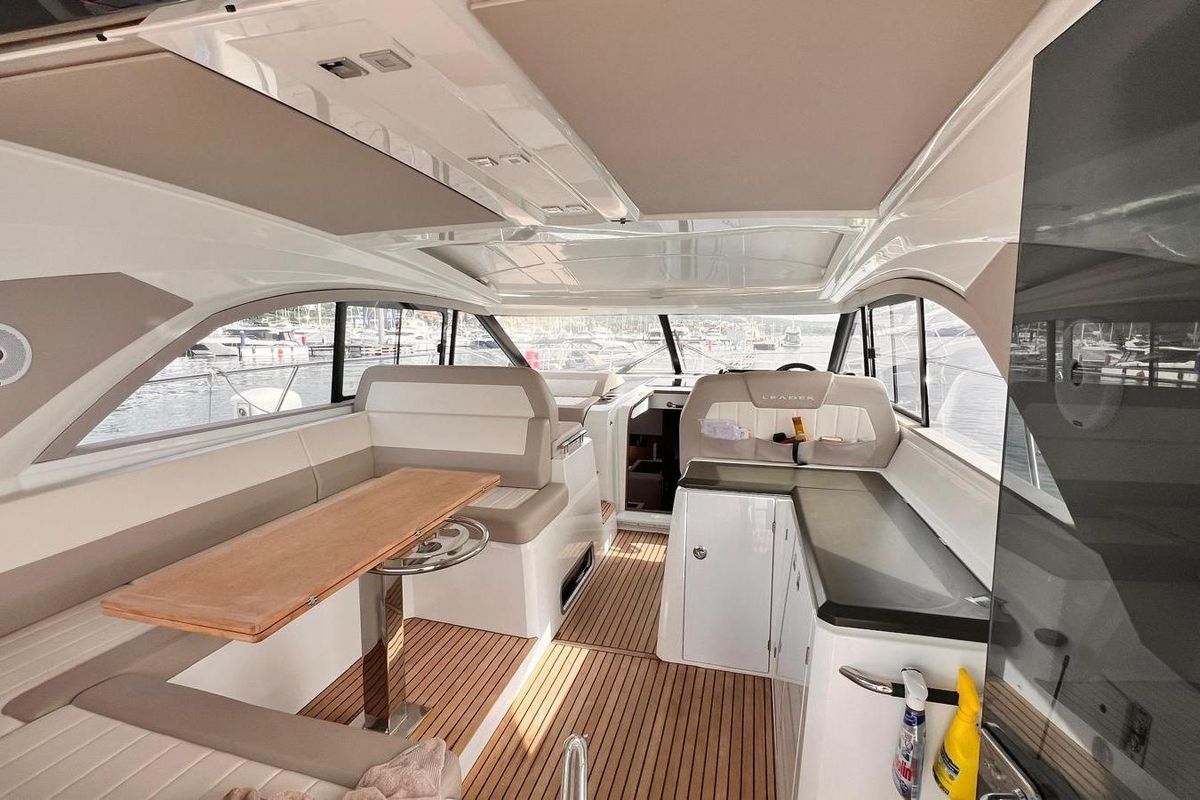 2017 Jeanneau 46 