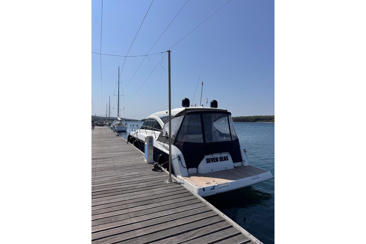 2017 Jeanneau 46 
