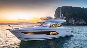 2023 Prestige Yachts Prestige 420 Fly