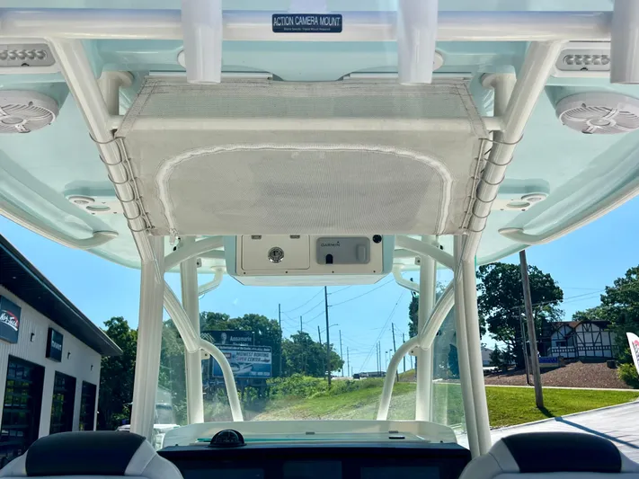  Yacht Photos Pics 2023 Sailfish 290 CC boat interior with action camera mount and Garmin equipment.